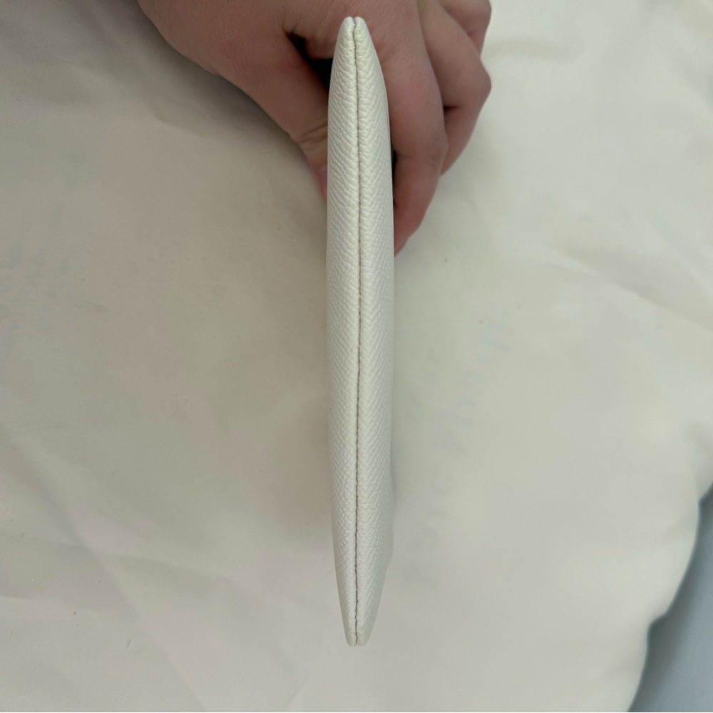 Coach x Disney Minnie Mouse Boombox Wristlet - Picture 5 of 5